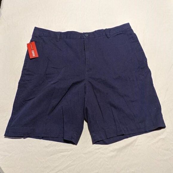 🆕NWT IZOD SOFT WASH BLUE DENIM SHORTS - SIZE 40 - Picture 2 of 4